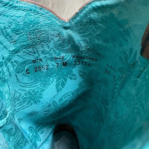 Corral Brown Embroidered Distressed Western Boots - Picture 4 of 4